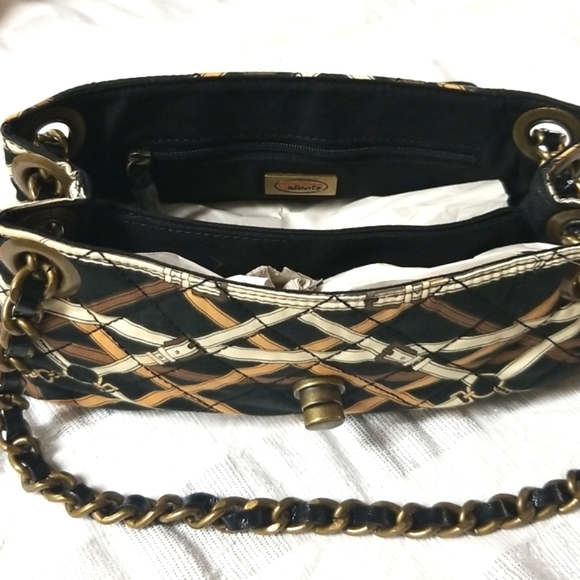 Handbag - Picture 3 of 5